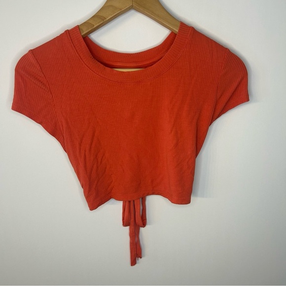 Offline by Aerie Thumbs Up Tie-Back T-Shirt, S, Coral, Ribbed Cropped Open-Back - Picture 6 of 13